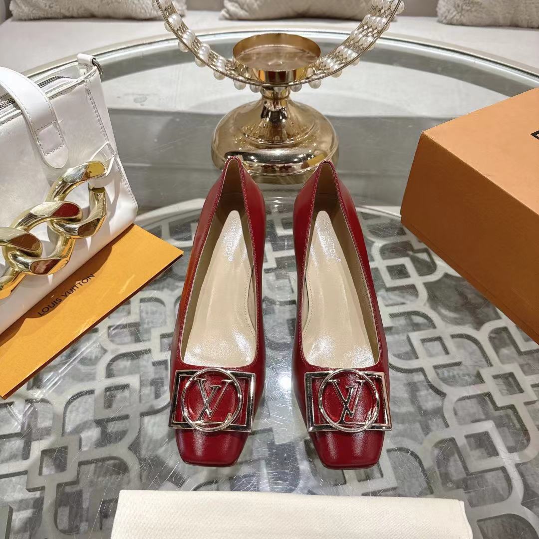 Women's high heels